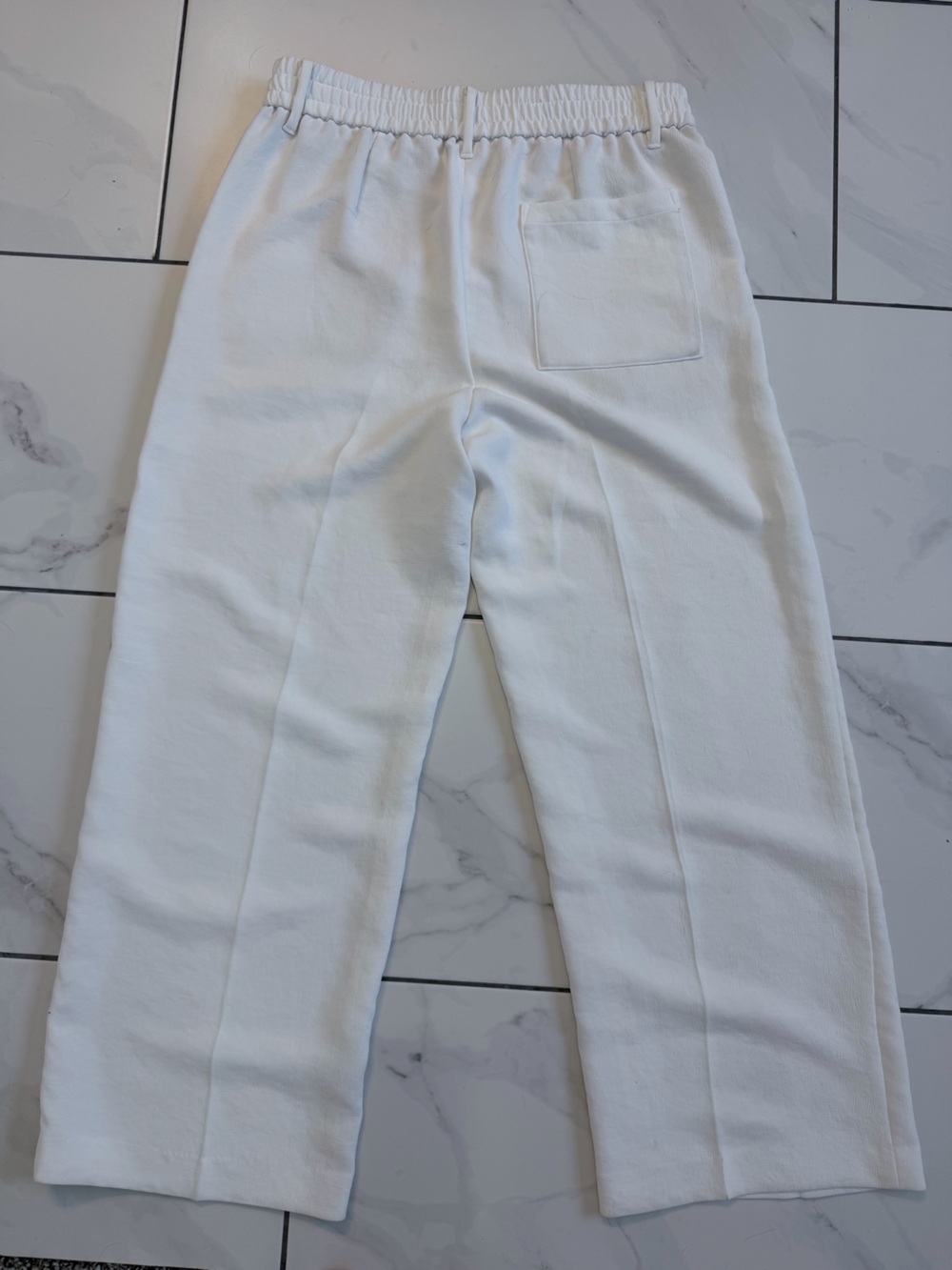 31. Wilfred | White wide leg pant | medium - Picture 3 of 3